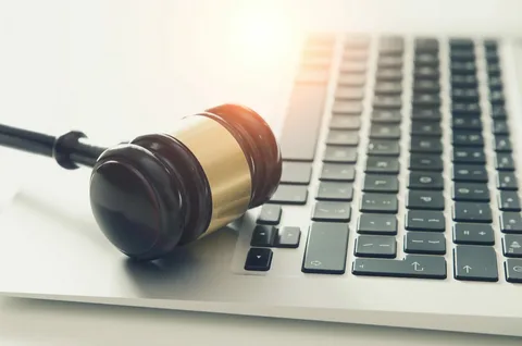 Bilişim ve İnternet Hukuku